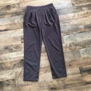 Athleta Dark Gray Pleated Pants Size 2